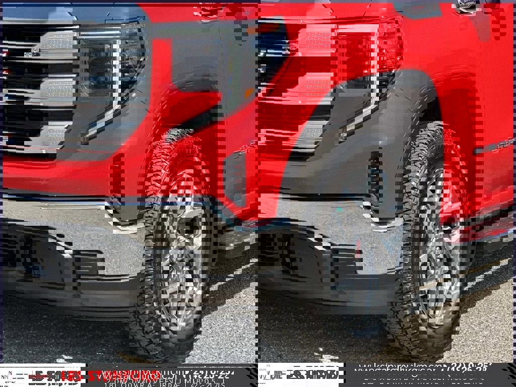 Used 2023 GMC Sierra 1500 SLE w/ X31 Off-Road Package image 9