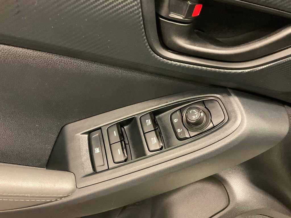 Used 2025 Subaru Crosstrek 2.0i Premium AWD/4WD image 16