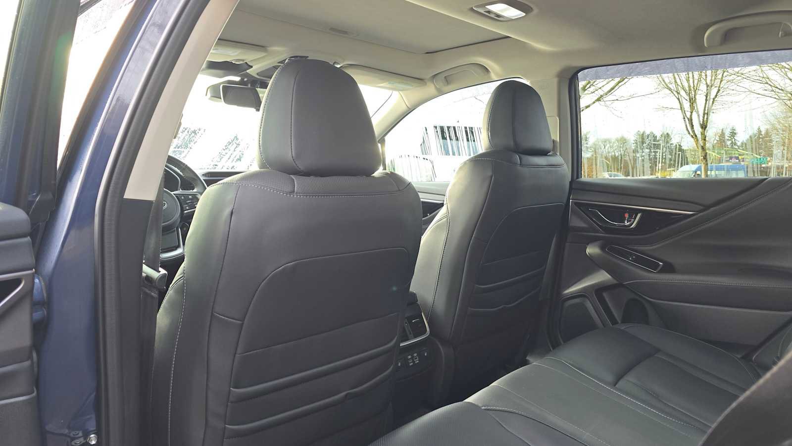 Used 2023 Subaru Outback Touring w/ Popular Package #2 image 21