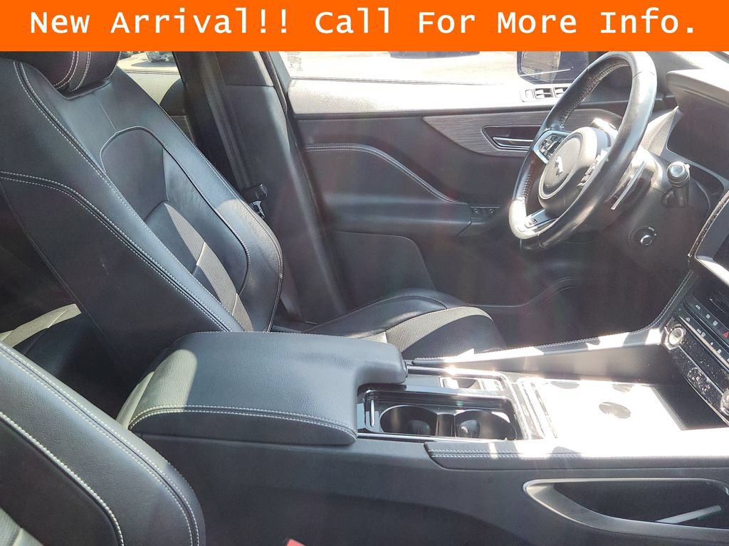 Used 2018 Jaguar F-PACE S AWD/4WD image 11