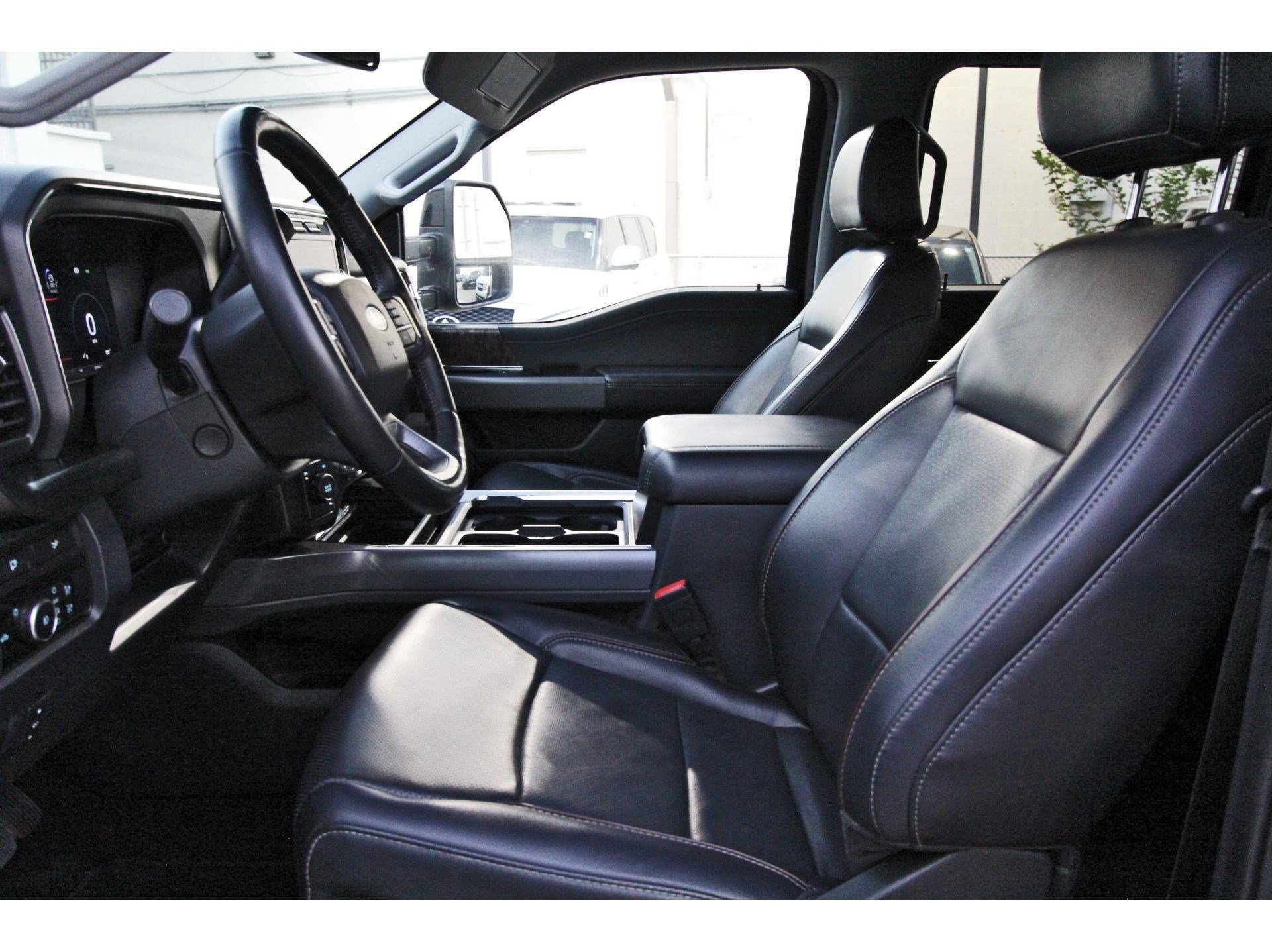 Used 2024 Ford F250 Lariat w/ Sport Appearance Package AWD/4WD image 9
