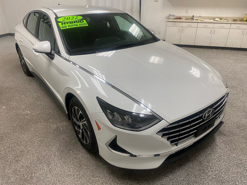 Used 2022 Hyundai Sonata Blue image 3
