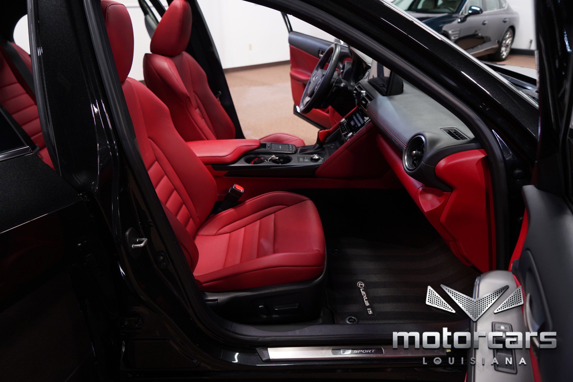 Used 2023 Lexus IS 350 F Sport image 31