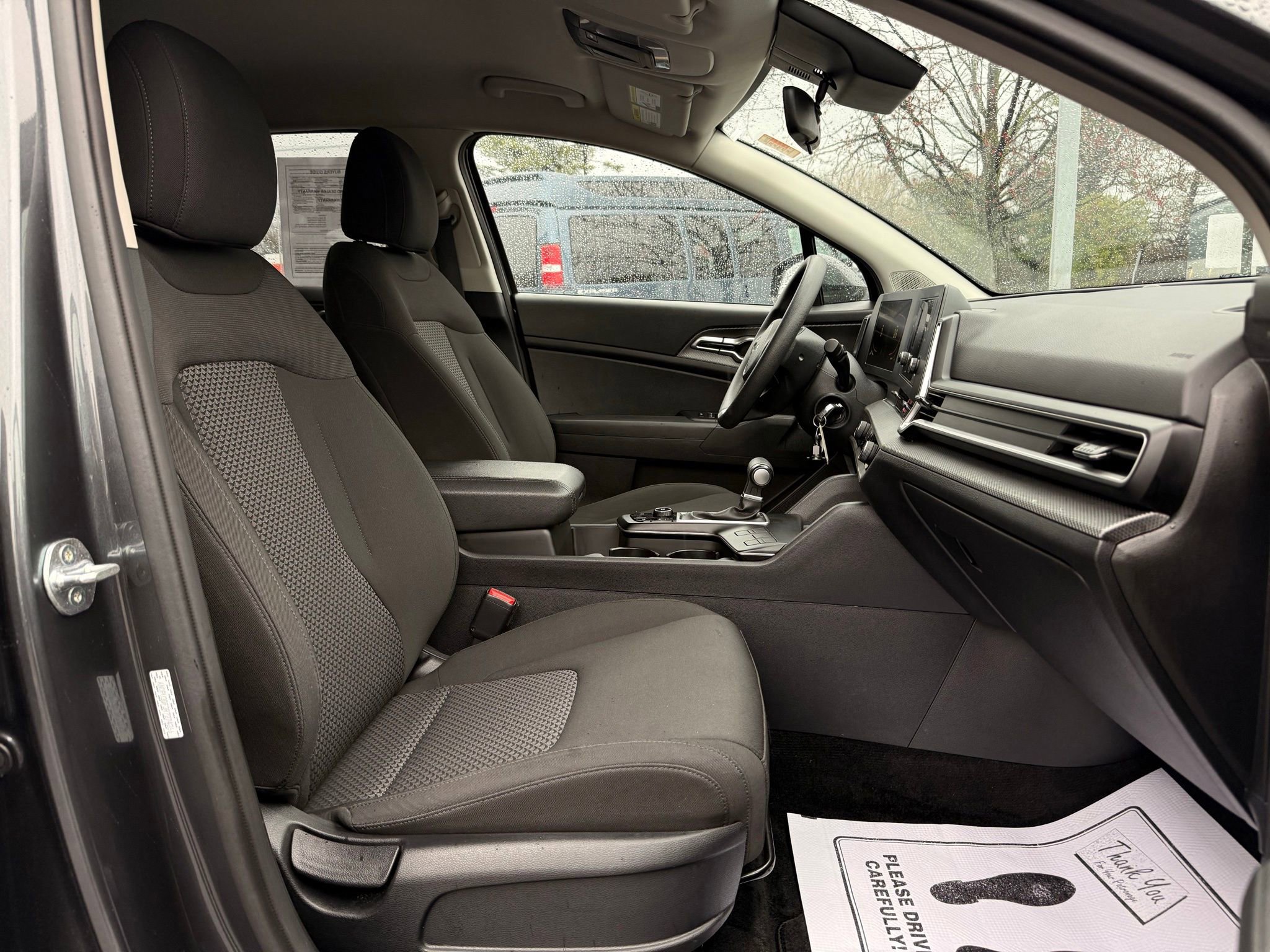 Used 2024 Kia Sportage LX image 14