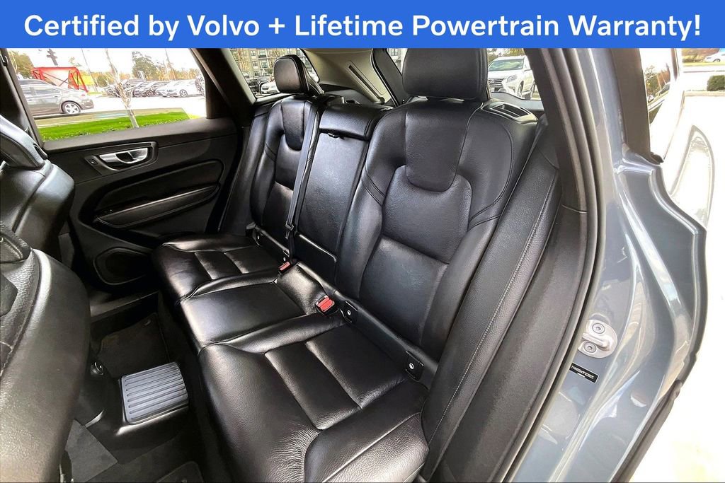 Used 2023 Volvo XC60 T8 Plus image 33