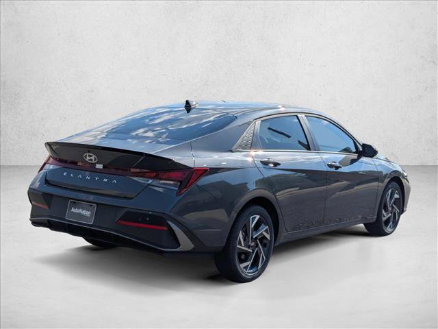Used 2025 Hyundai Elantra Sport FWD video 2