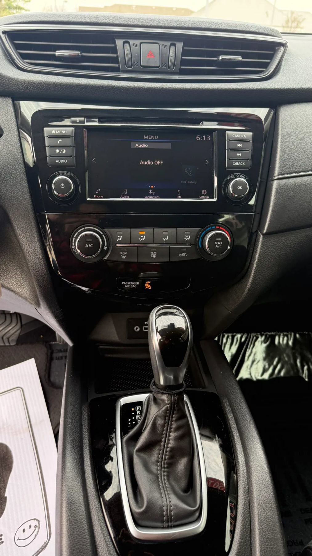Used 2019 Nissan Rogue S image 16
