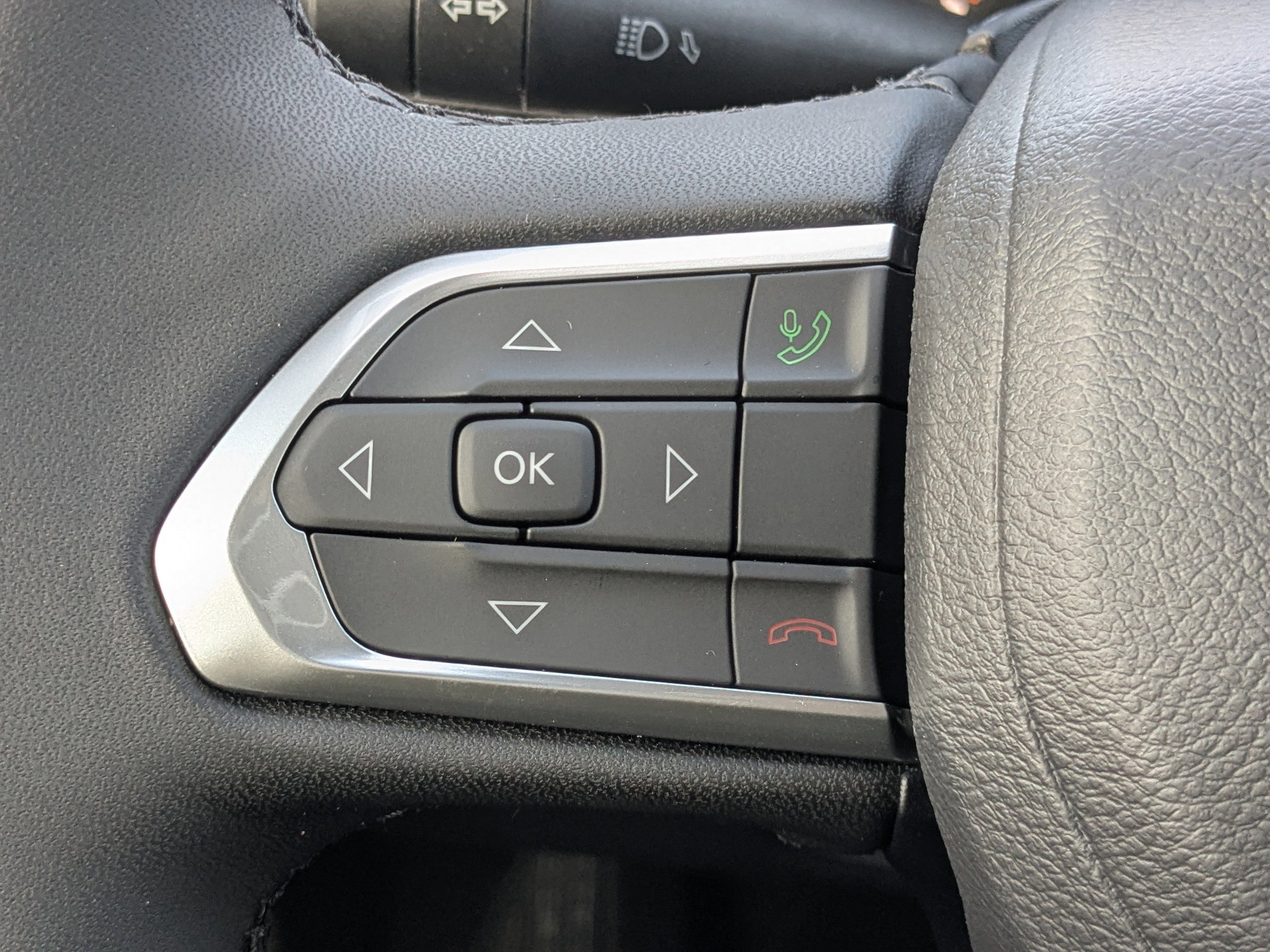 New 2026 Jeep Compass Latitude image 23