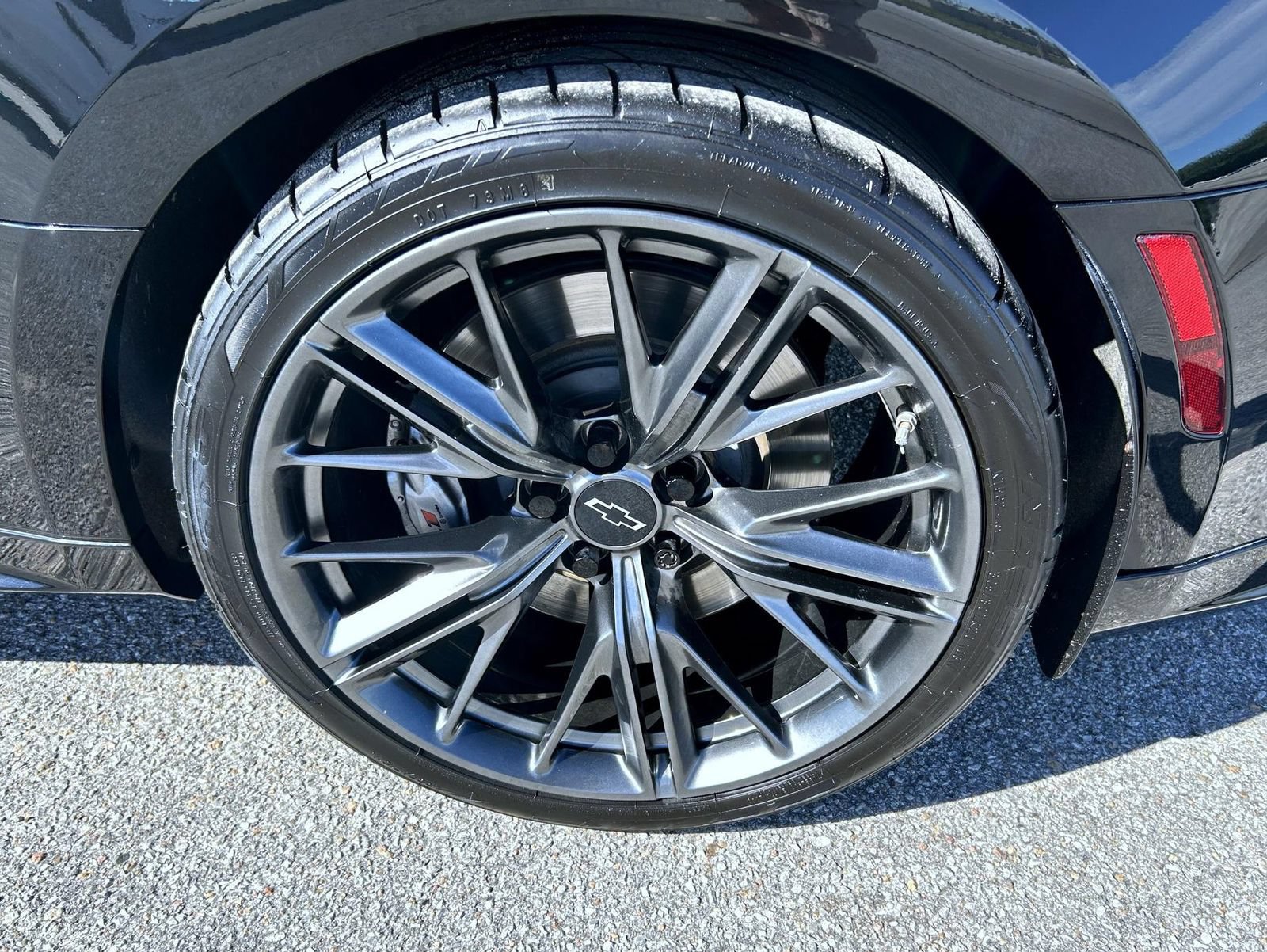 Used 2021 Chevrolet Camaro ZL1 w/ LPO, ZL1 Protection Package RWD image 16