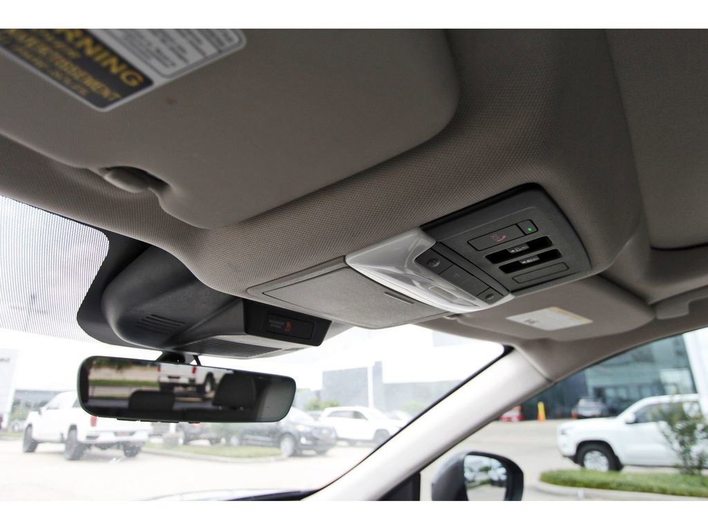 Used 2023 Nissan Rogue SV w/ SV Premium B Package image 18