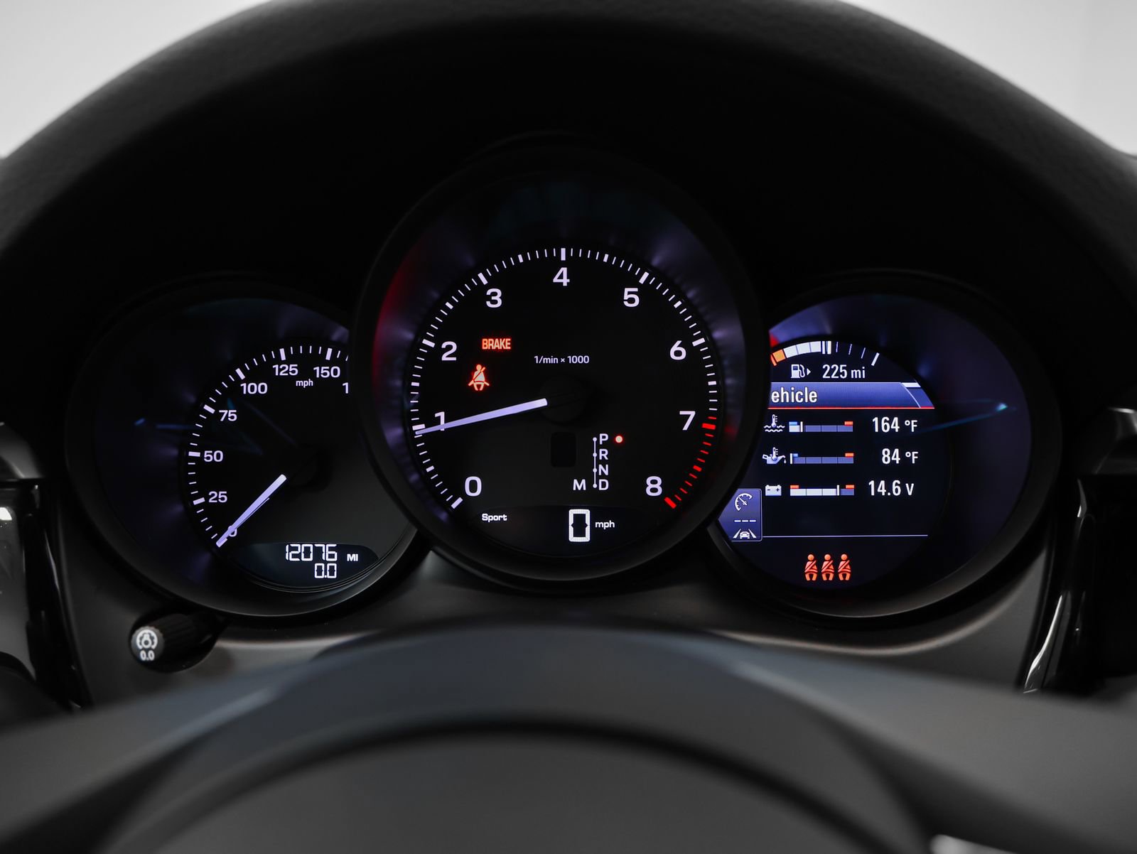 Certified 2024 Porsche Macan AWD/4WD image 29