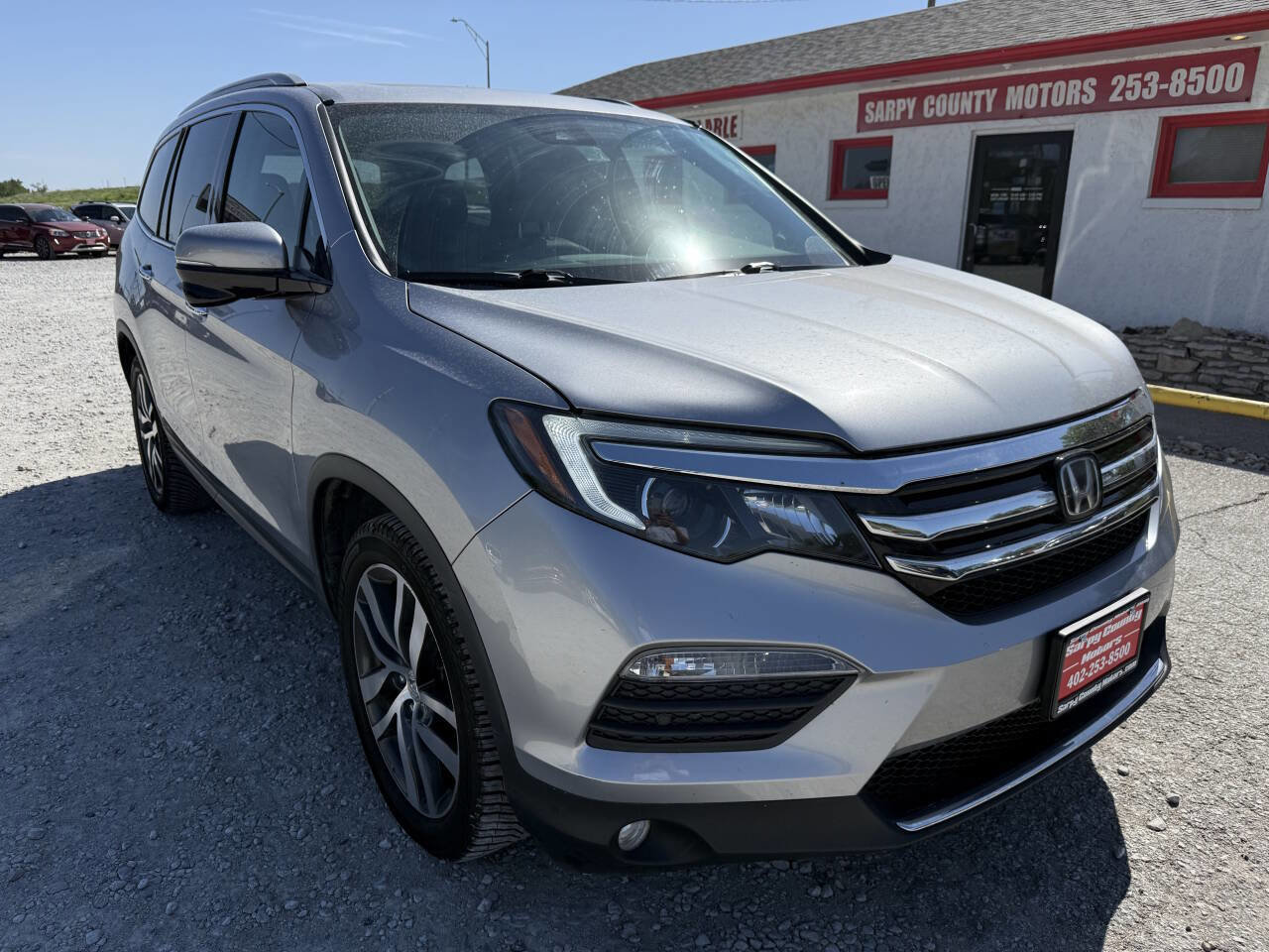Used 2016 Honda Pilot Touring image 1