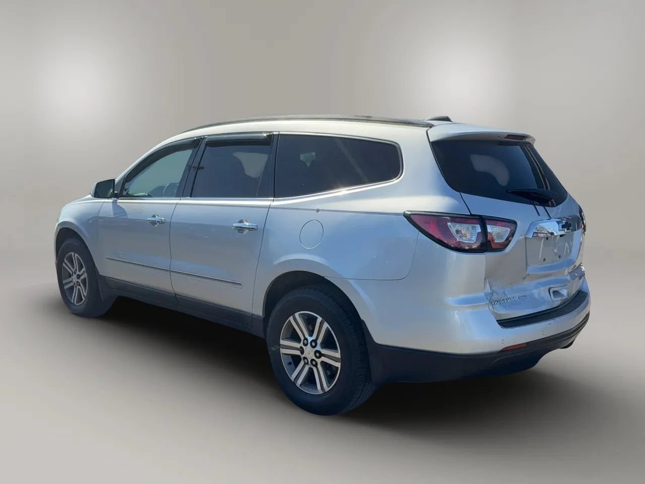 Used 2017 Chevrolet Traverse LT AWD/4WD image 4