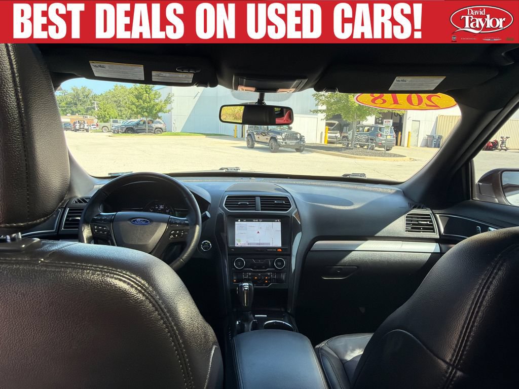 Used 2018 Ford Explorer XLT w/ Equipment Group 202A FWD image 25