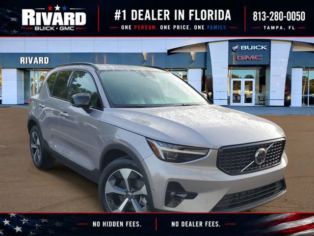 Used 2026 Volvo XC40 B5 Plus AWD/4WD image 1