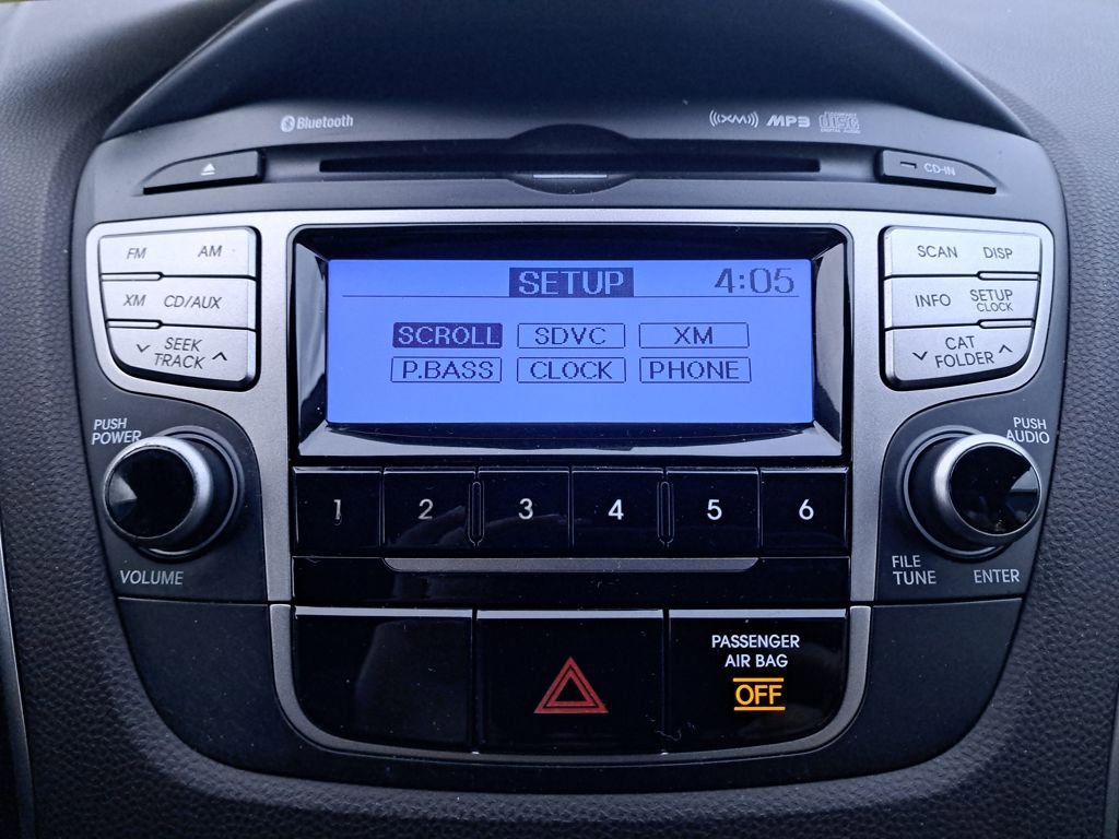 Used 2011 Hyundai Tucson GLS image 21