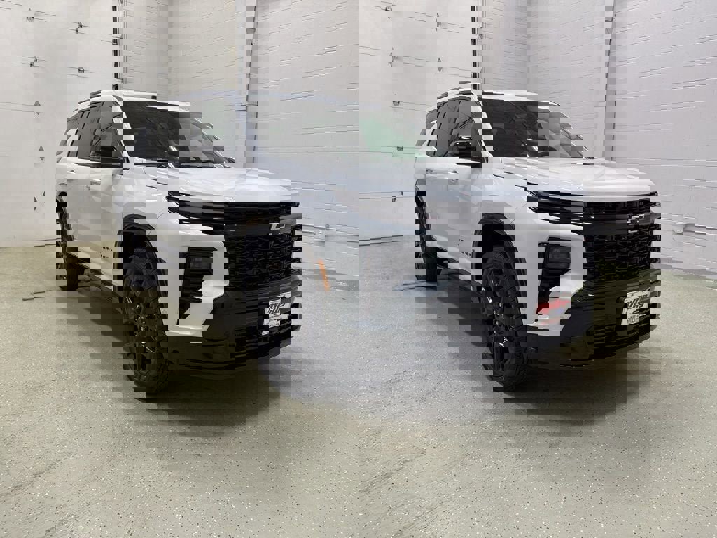 New 2026 Chevrolet Traverse RS AWD/4WD image 2