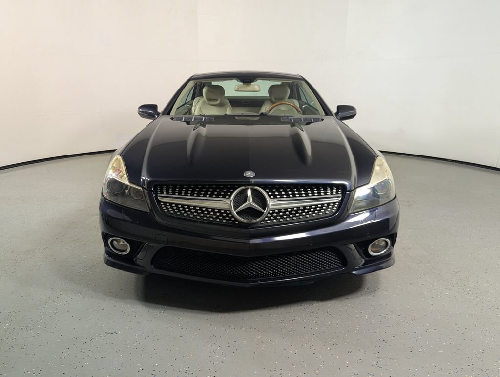 Used 2009 Mercedes-Benz SL 550 image 2