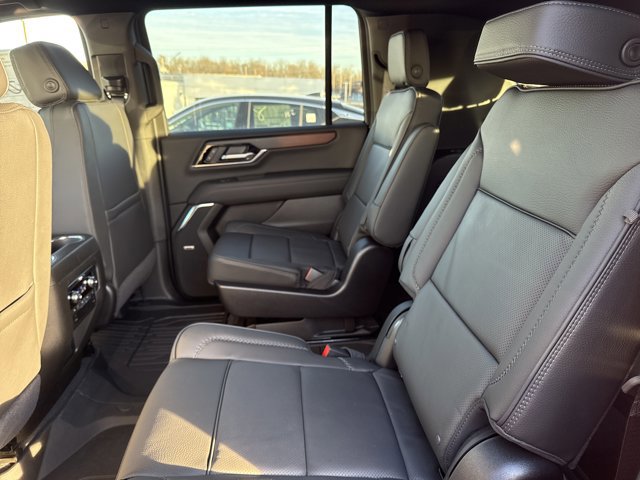 New 2026 GMC Yukon XL Denali w/ Sun & Power Step Package image 6