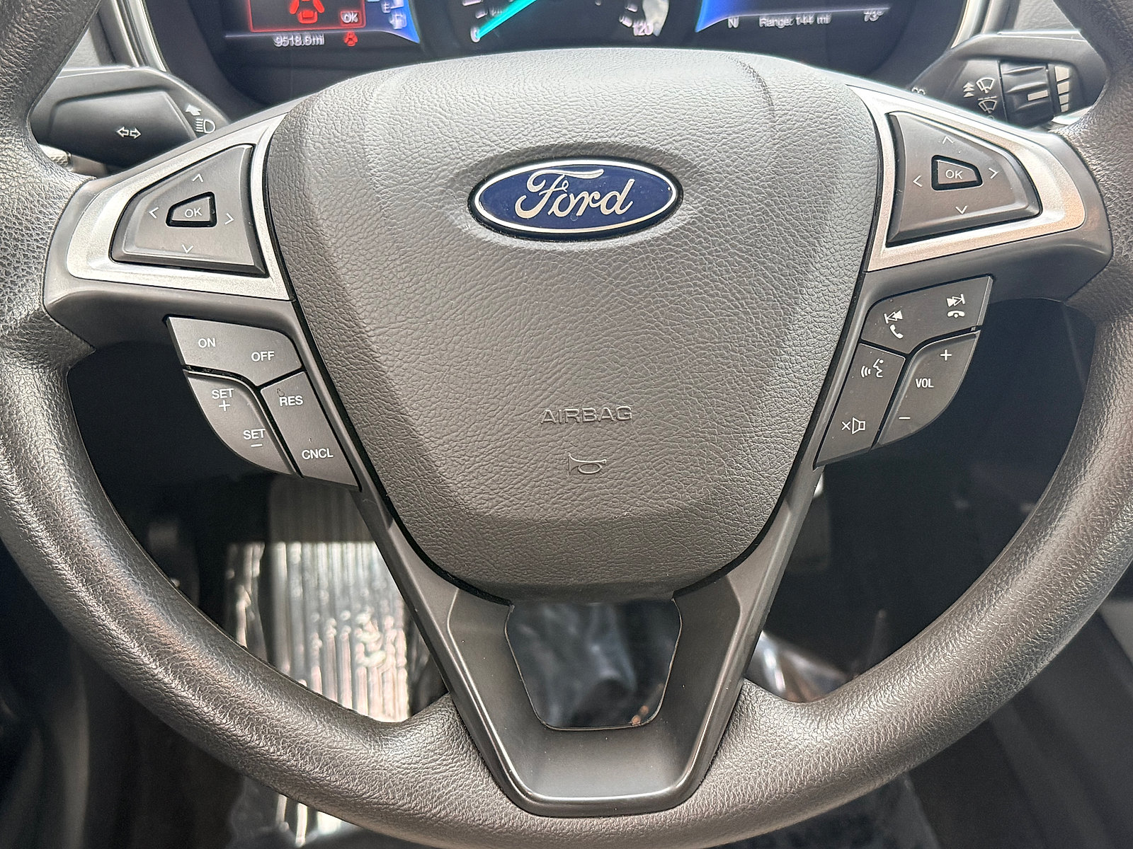 Used 2018 Ford Fusion S FWD image 19