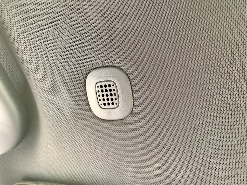 Used 2023 Jeep Grand Cherokee Limited image 44