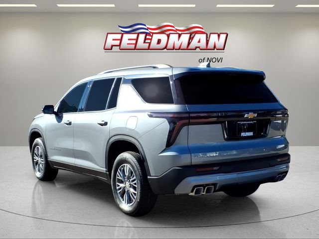 Used 2026 Chevrolet Traverse LT w/ Driver Confidence Package AWD/4WD image 3
