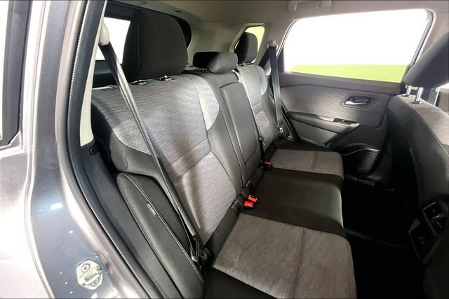 Used 2023 Nissan Rogue SV AWD/4WD image 29
