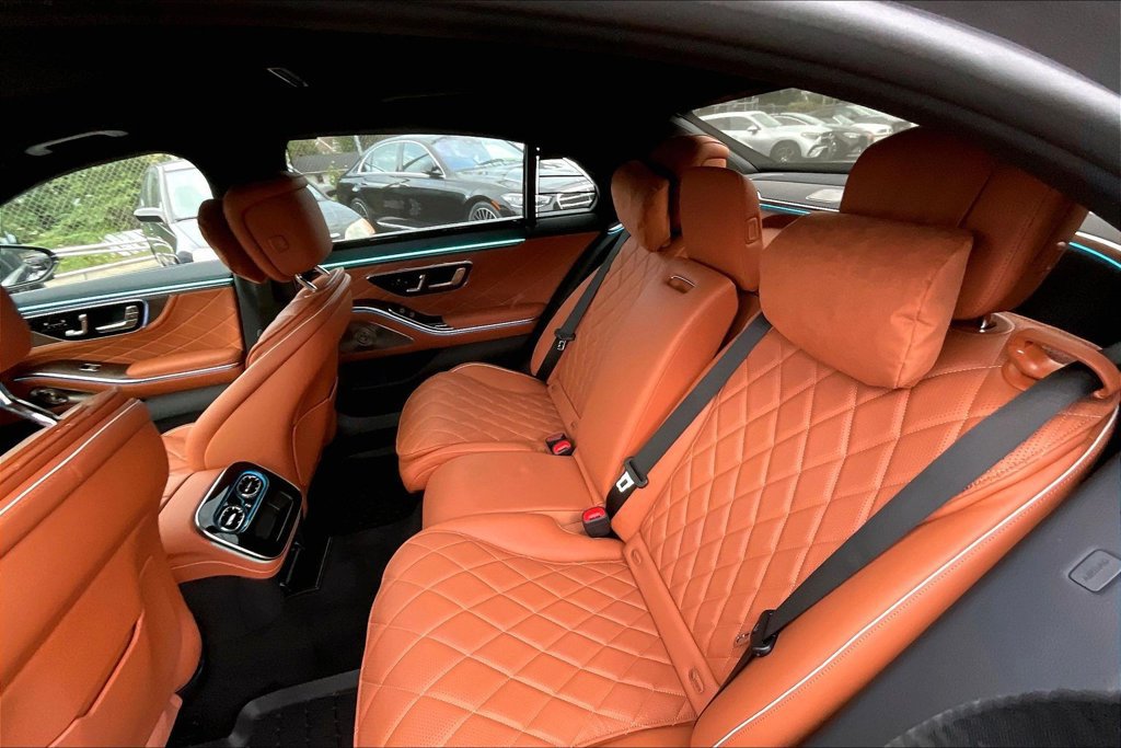 New 2027 Mercedes-Benz S 580 4MATIC Sedan image 10