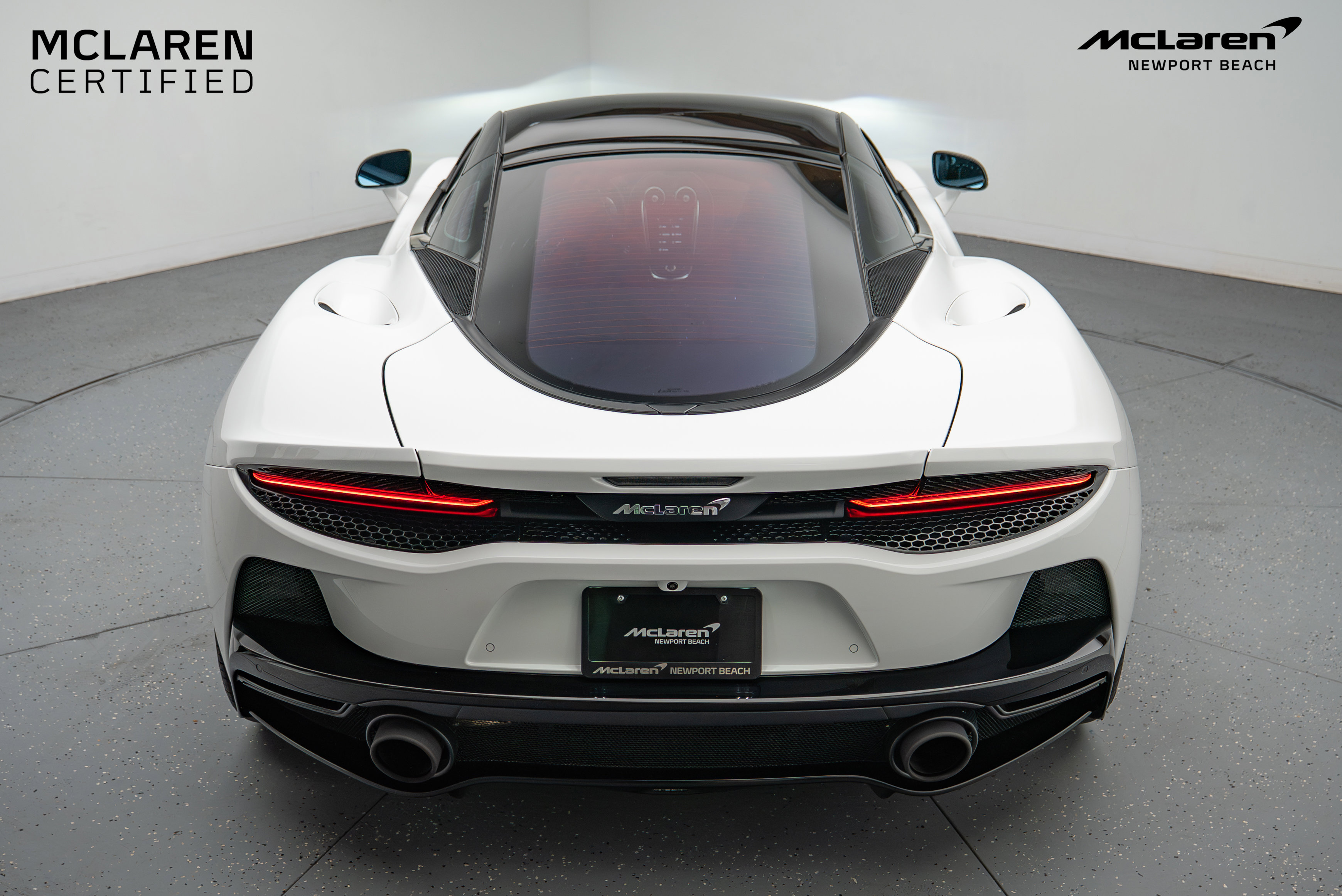 Used 2022 McLaren GT image 17