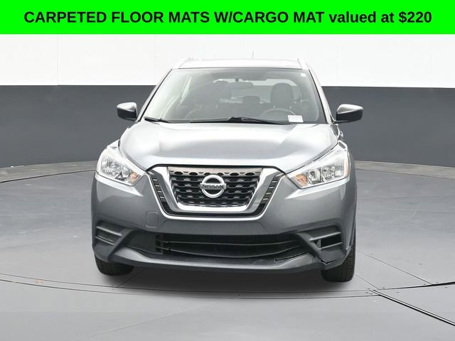 Used 2019 Nissan Kicks S image 2