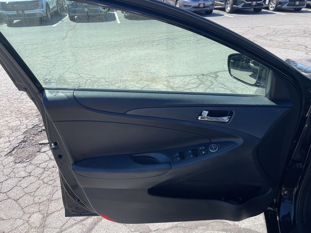Used 2013 Hyundai Sonata SE image 12