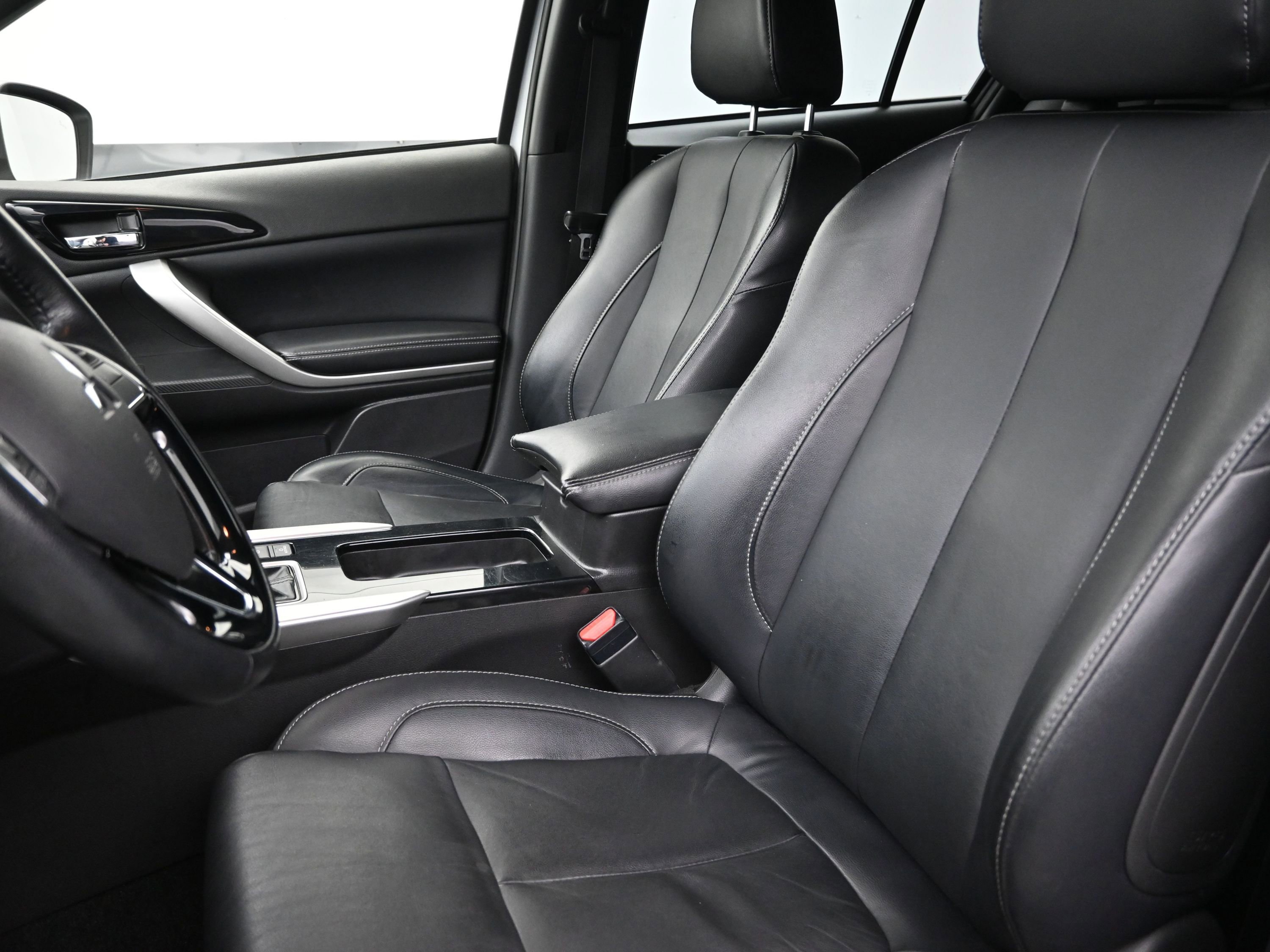 Used 2022 Mitsubishi Eclipse Cross SEL image 11