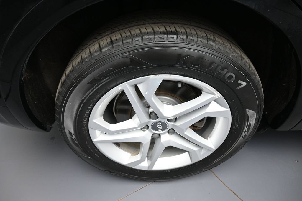 Used 2018 Audi Q5 2.0T Premium AWD/4WD image 12