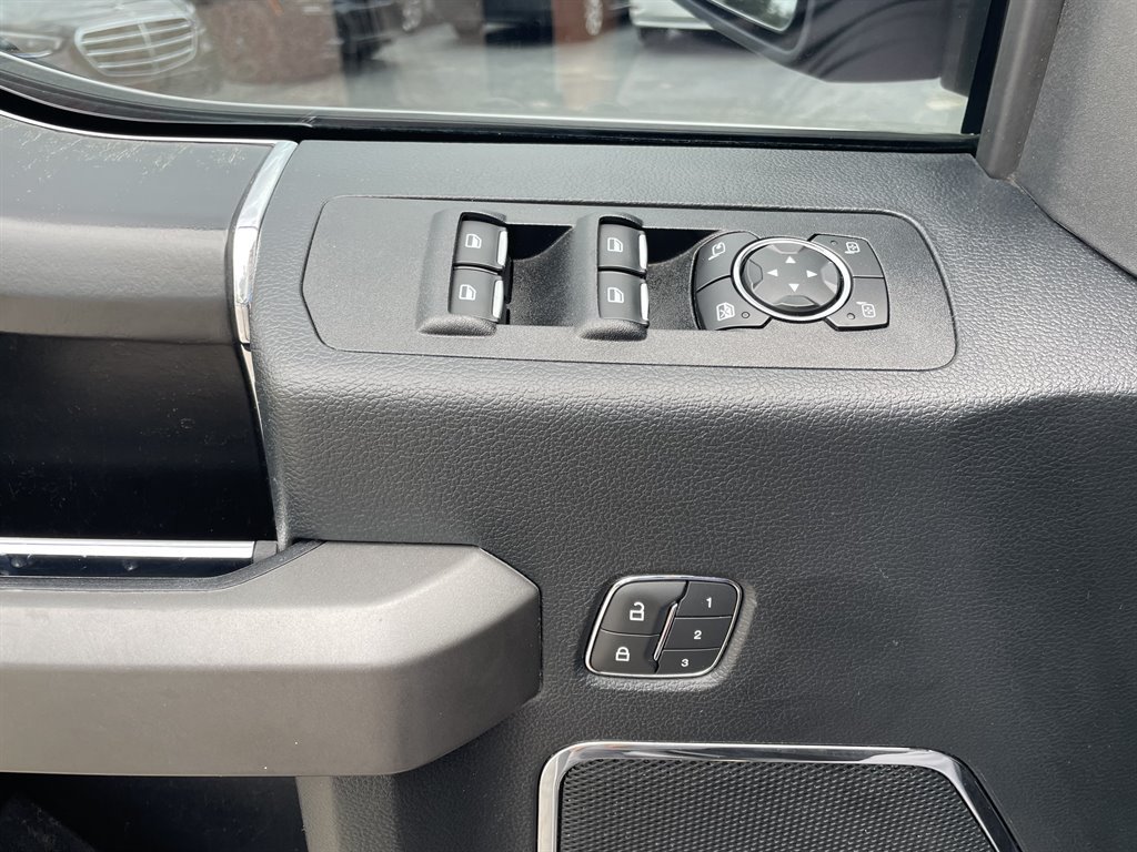 Used 2020 Ford F150 Platinum RWD image 35