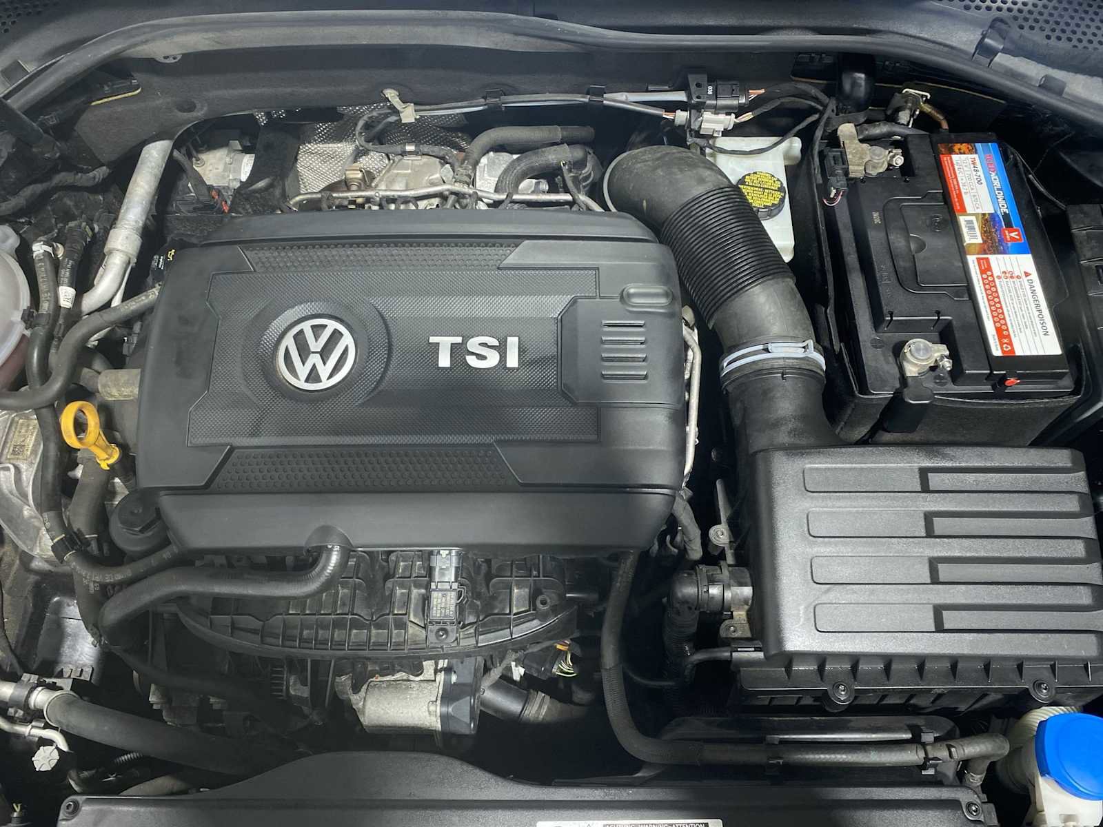 Used 2018 Volkswagen GTI SE w/ SE Leather Package image 9