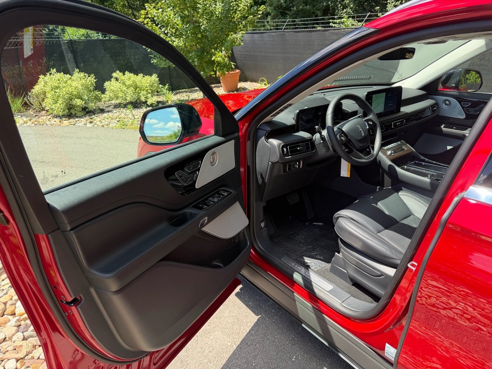 New 2026 Lincoln Aviator Reserve AWD/4WD image 24