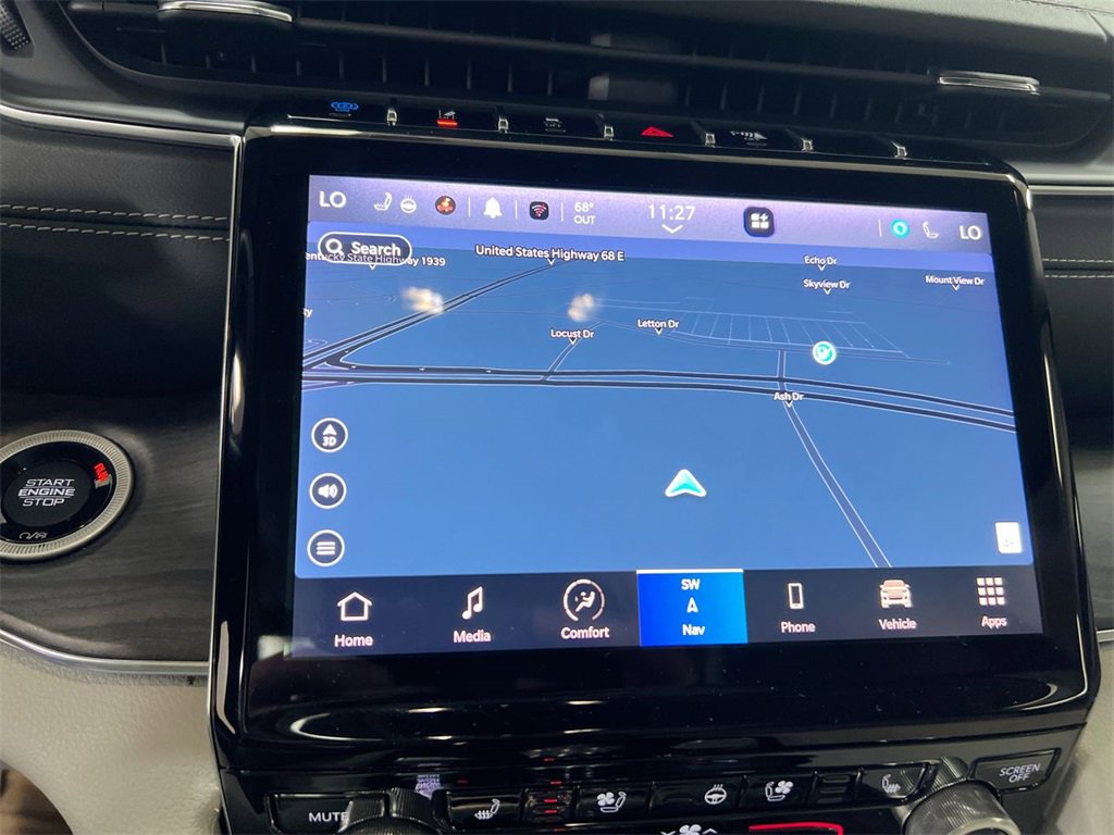 Used 2022 Jeep Grand Cherokee Overland w/ Advanced Protech Group III image 14