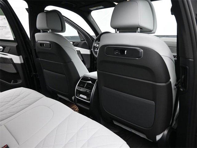 New 2026 BMW X5 sDrive40i w/ Climate Comfort Package image 25