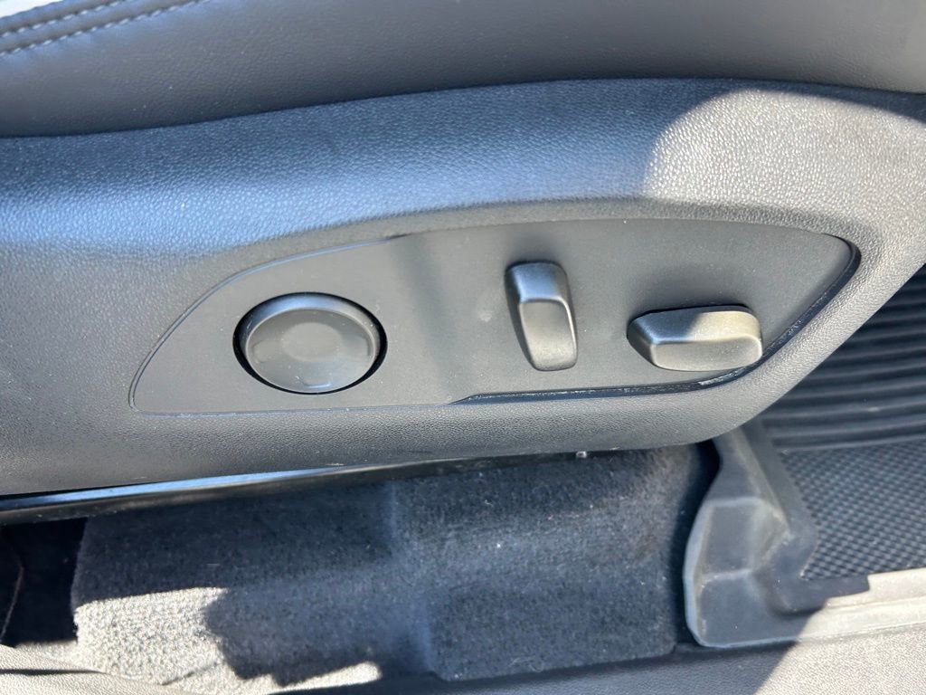 Used 2025 GMC Acadia Denali image 52