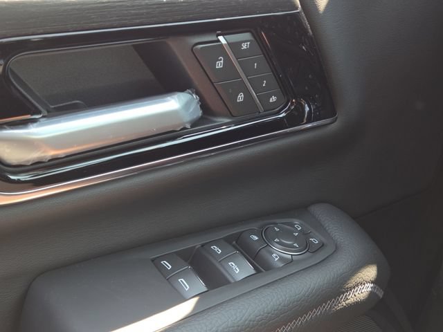 New 2026 GMC Yukon XL Denali w/ Advanced Technology Package AWD/4WD image 30