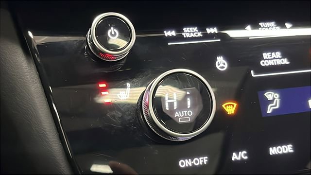 Used 2023 INFINITI QX60 Pure image 36