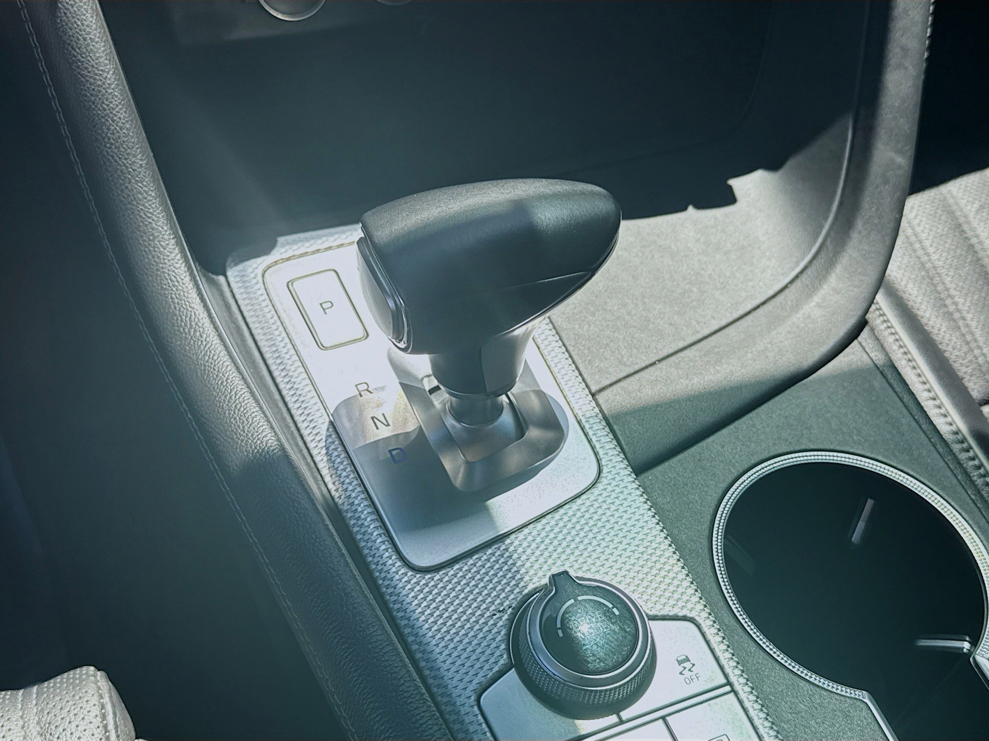 Used 2022 Genesis G70 3.3T image 16