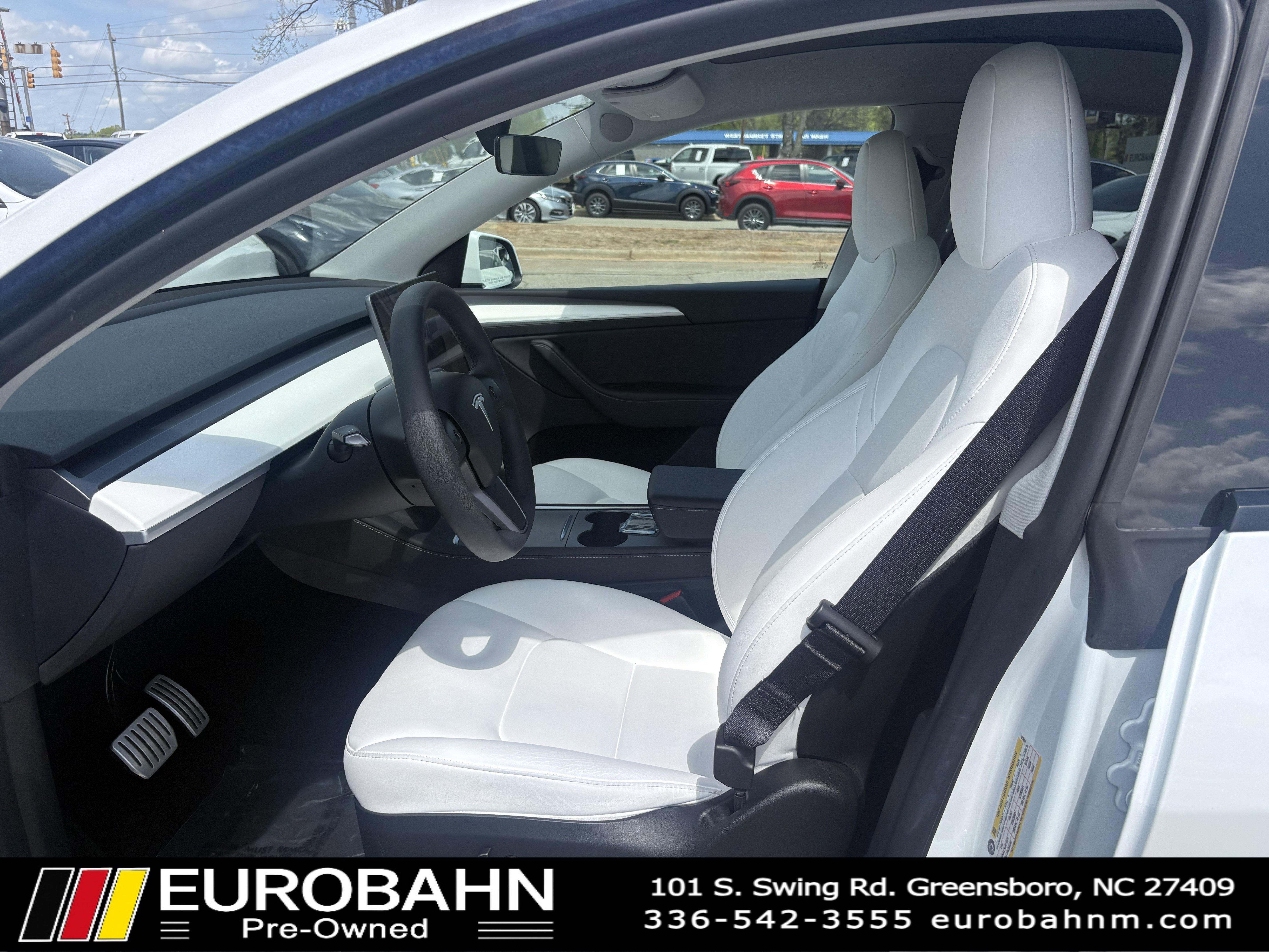 Used 2024 Tesla Model Y Performance image 8