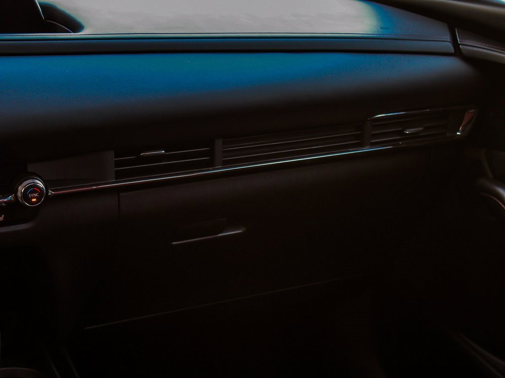 Used 2023 MAZDA CX-30 AWD 2.5 S w/ Preferred Package image 18