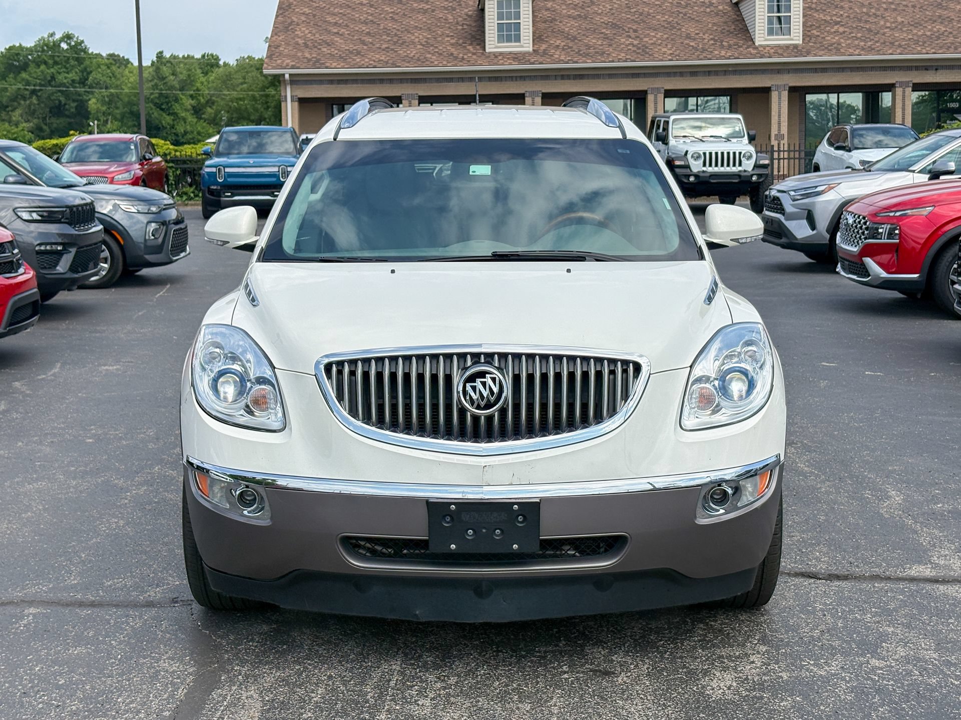 Used 2012 Buick Enclave Leather FWD image 3