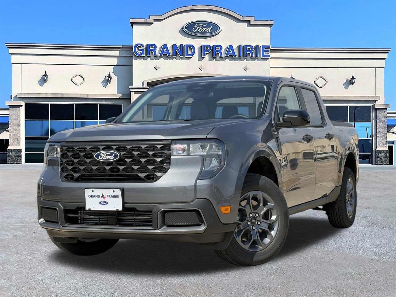 New 2026 Ford Maverick XLT w/ XLT Luxury Package FWD image 1