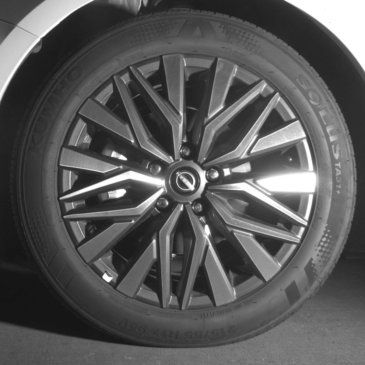 Used 2025 Nissan Altima 2.5 SV image 12