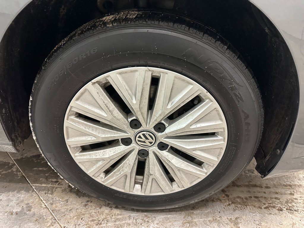 Used 2019 Volkswagen Jetta S w/ Driver Assistance Package image 27