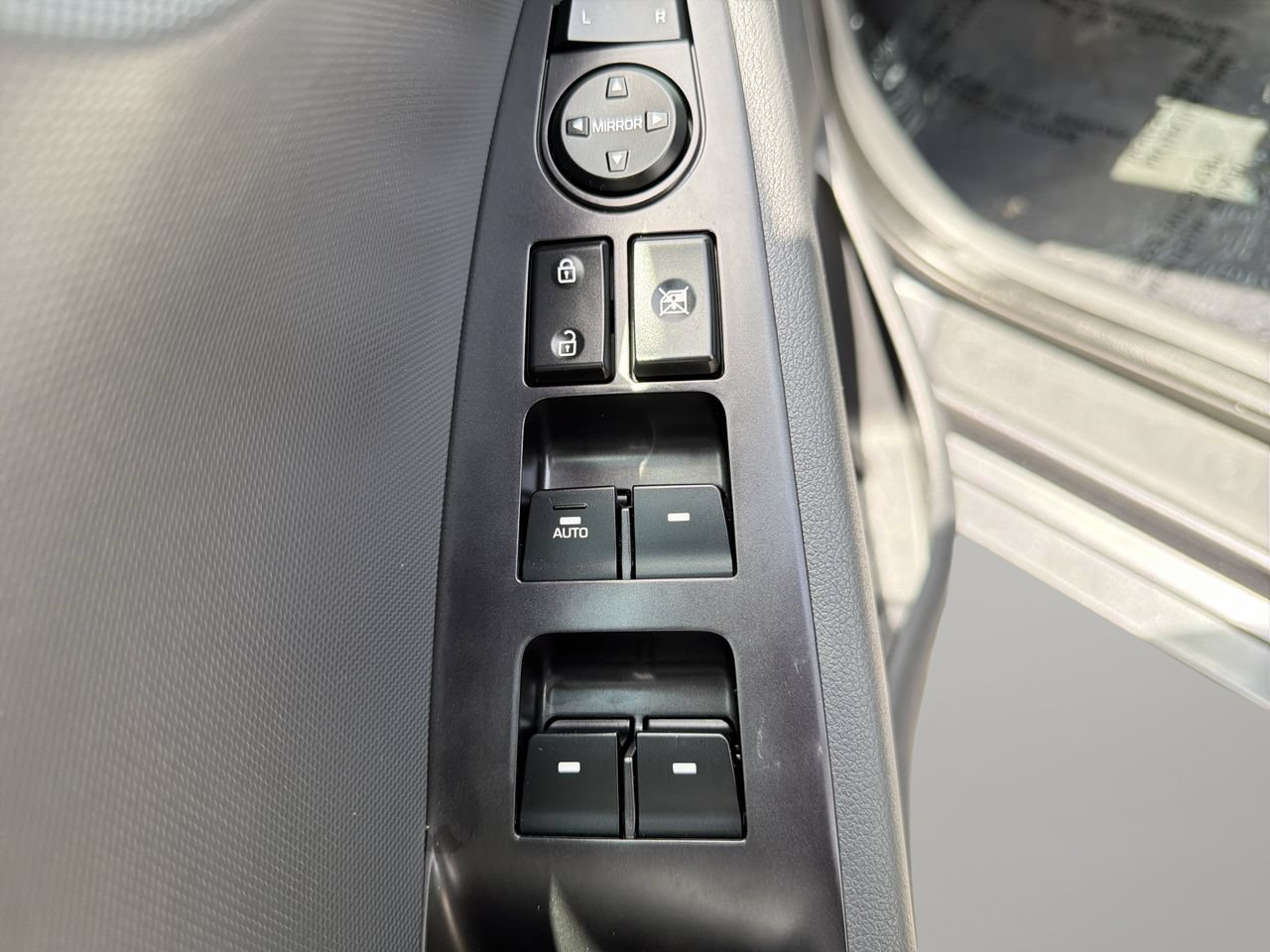 Used 2019 Hyundai Ioniq Blue FWD image 16
