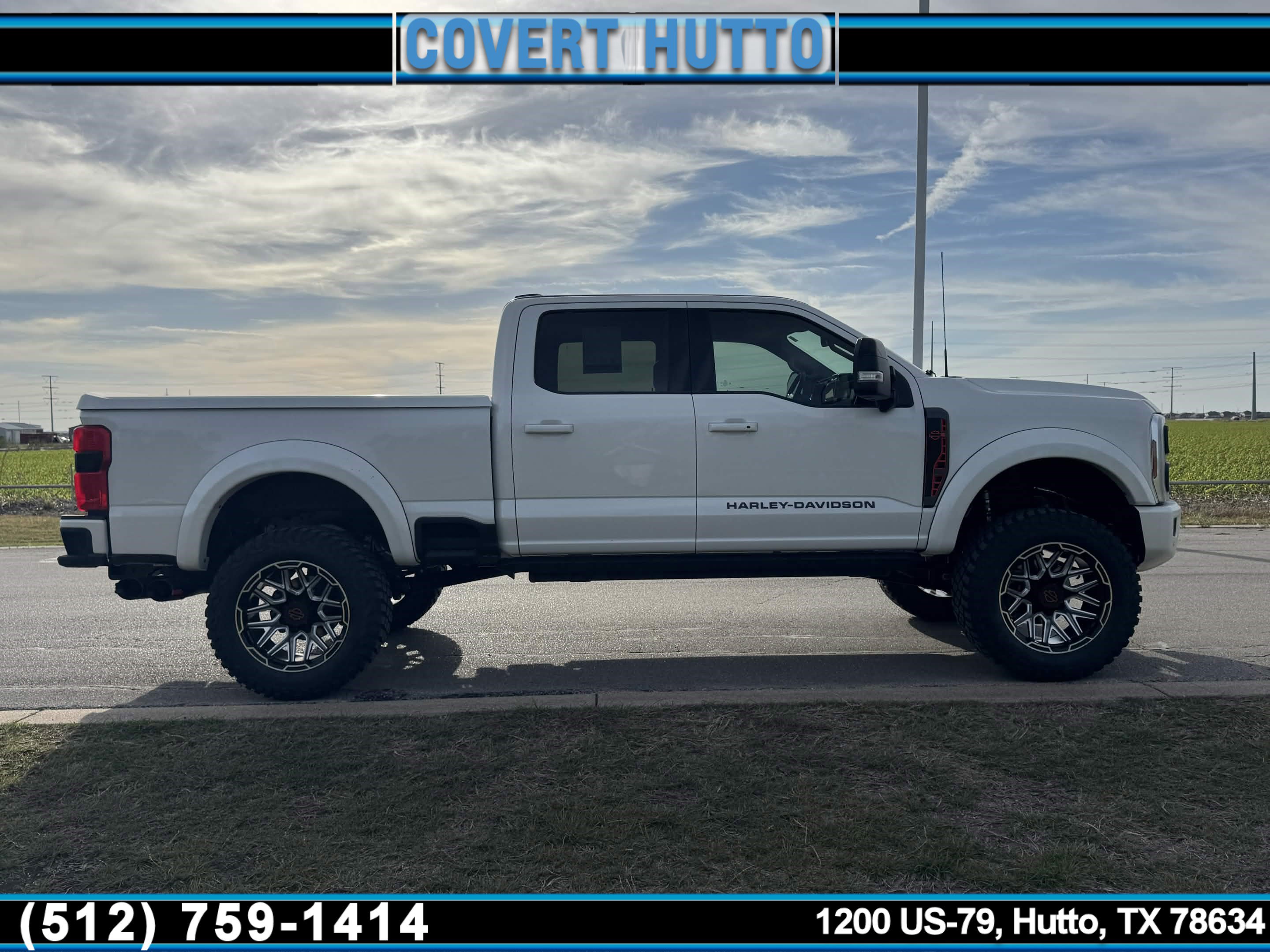 New 2026 Ford F250 Lariat w/ Black Appearance Package image 5